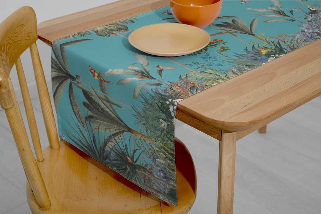 Tropik Ormanın Renkli Kuşların Büyülü Dansı Runner