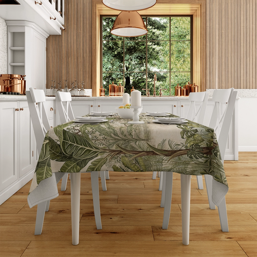 Tropik Ormanın Yeşil Cennettinden Bir Kesit Masa Örtüsü