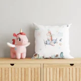 Uçan Zürafa ile Hayallerin Ötesine kırlent