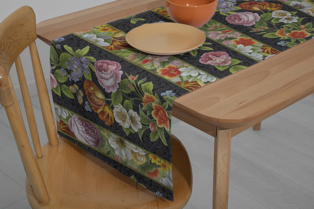 Çiçek Bahçesinin Çizgisel Senfonisi Runner