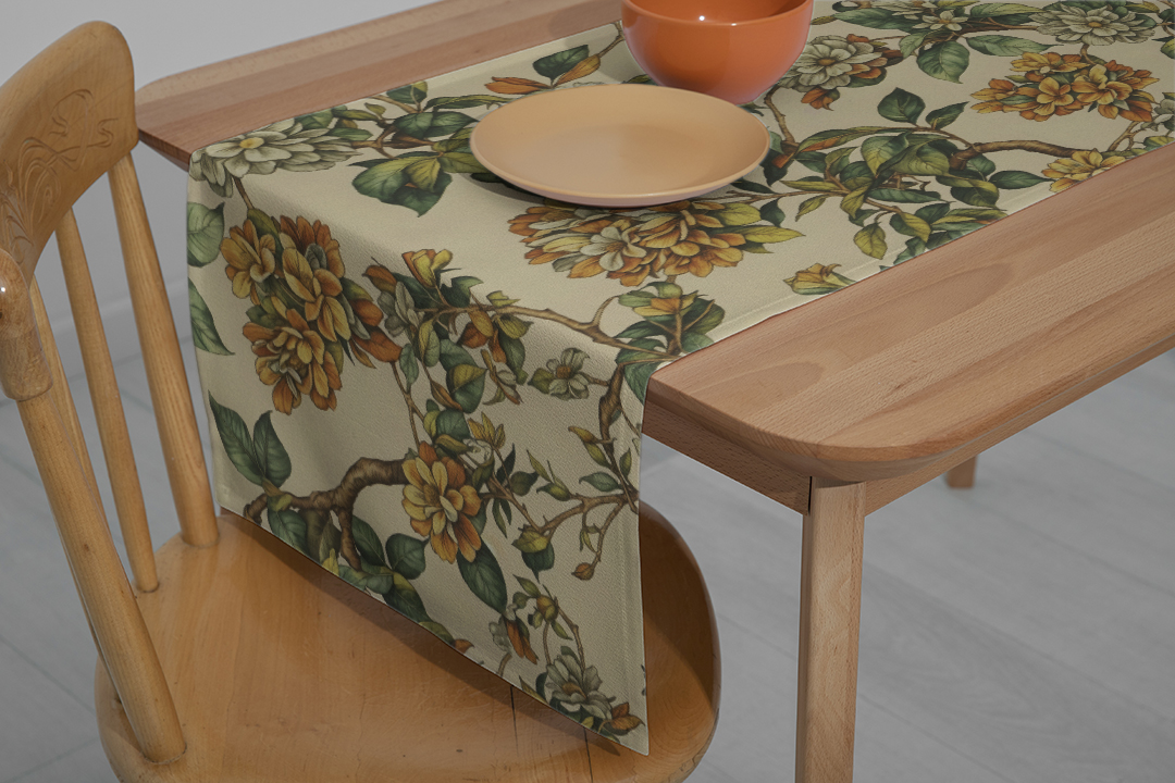 Enerjisini ve Coşkusunu Yansıtan Çiçek Düzeni Runner