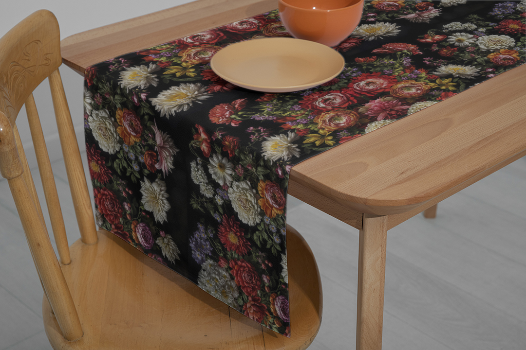 Görkemli Çiçek Bahçesi ve Dokuların Sesi Runner