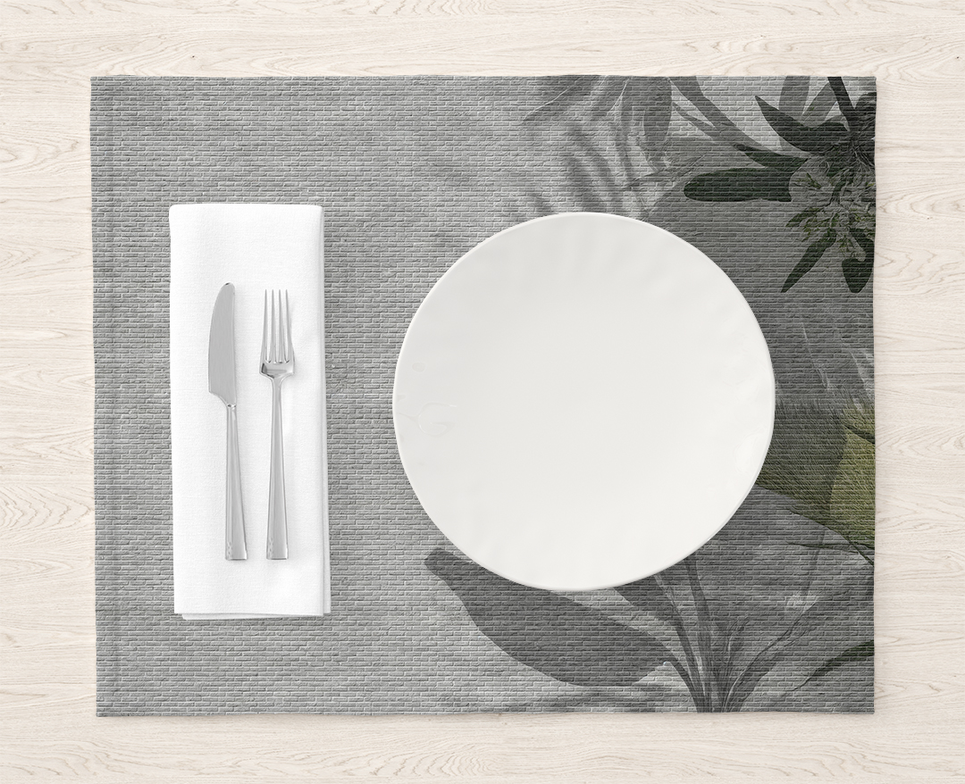 Yaprak Gölge Senfonisi Amerikan Servis