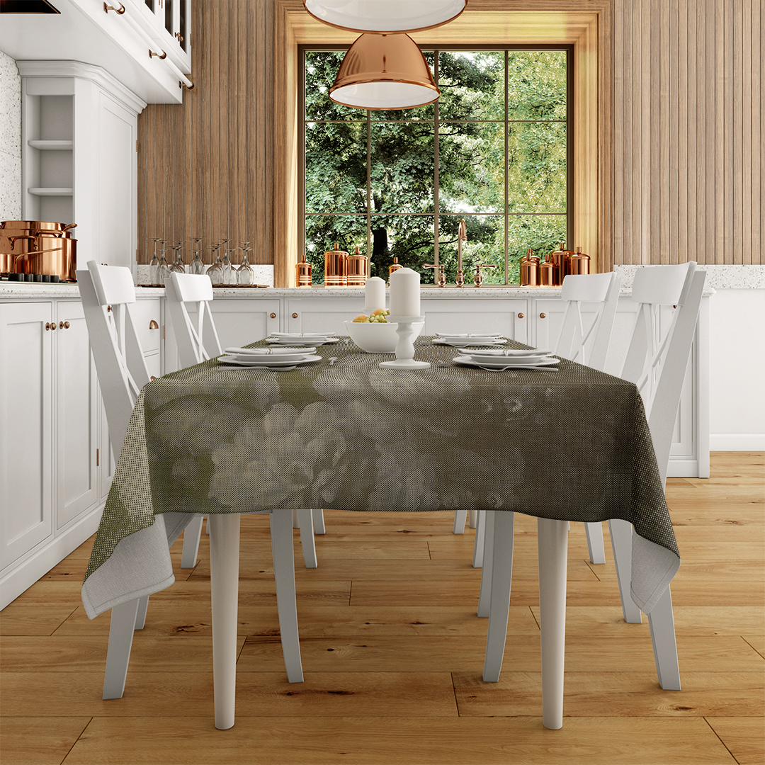 Zamansız Solgun Çiçeklerin Hüzünlü Zarafetindeki Yansıma Masa Örtüsü