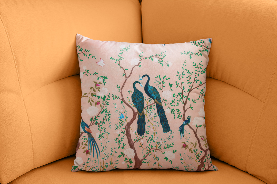 Zarif Kuşlar, Renkli Çiçekler ve Yemyeşil Yapraklarla Dolu Büyülü Bir Bahçe Kırlent