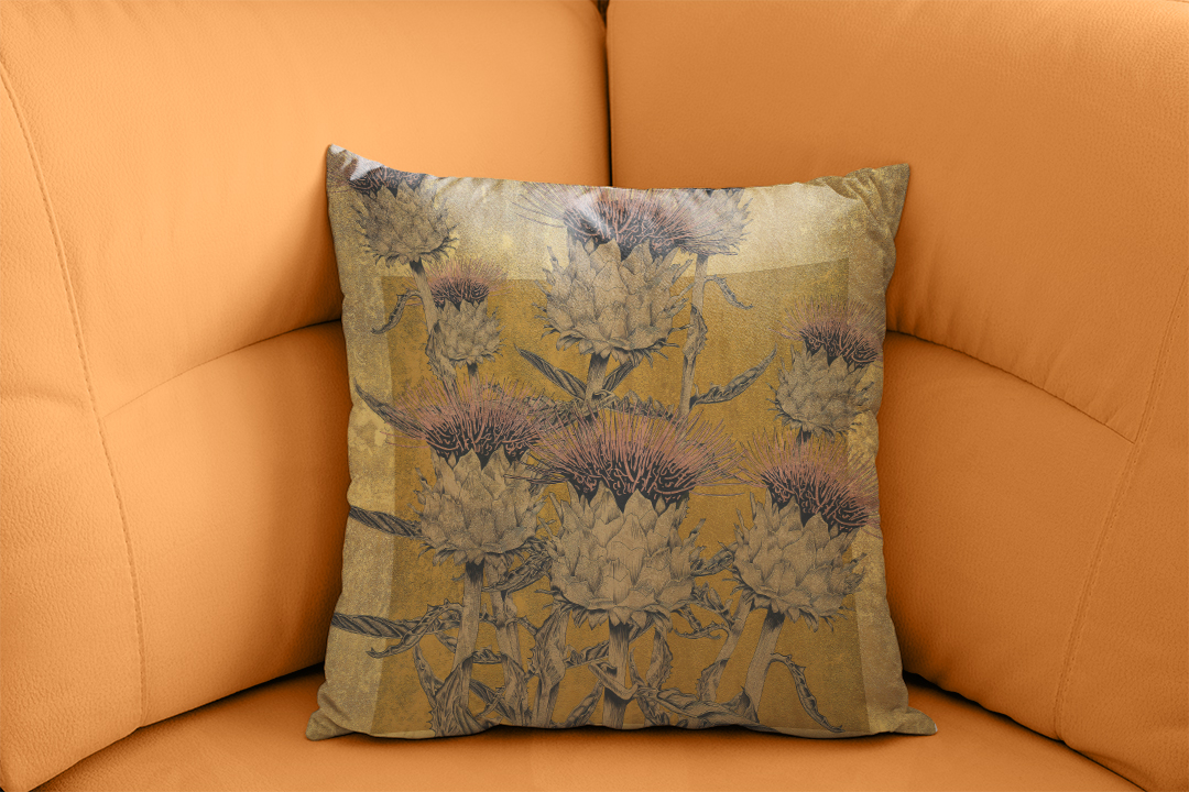 Zarif Yapraklar ve Sıcak Tonlarla Zenginleştirilmiş Lüks Tasarım Kırlent